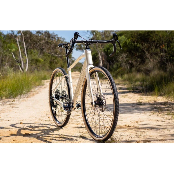 Dviratis 28" POLYGON Gravel TAMBORA G4 Baltas