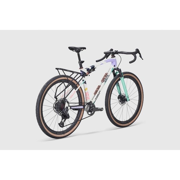 Dviratis 28" TREK Check-OUT SL 7 AXS baltas/žalias