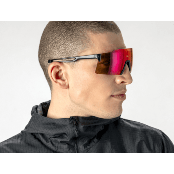 Akiniai Scott Stride black AMP red chrome S3 