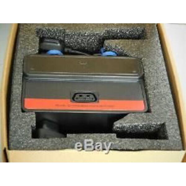 Dvigubo įkrovimo adapteris leidžiantis krauti 2 paspirtukus vienu metu